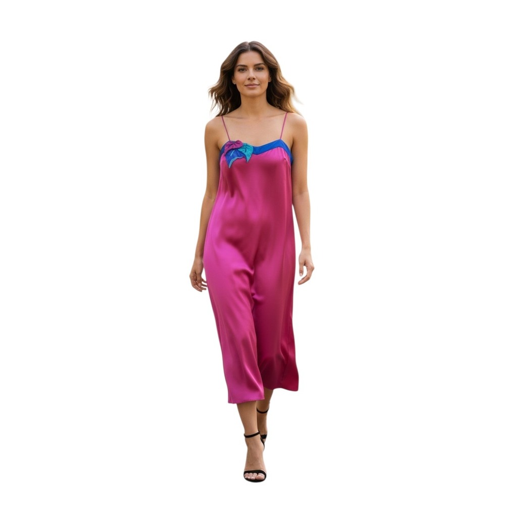 Vintage Vanity Fair Satin Silky Womens Romantic size Small Night Gown Slip Dress